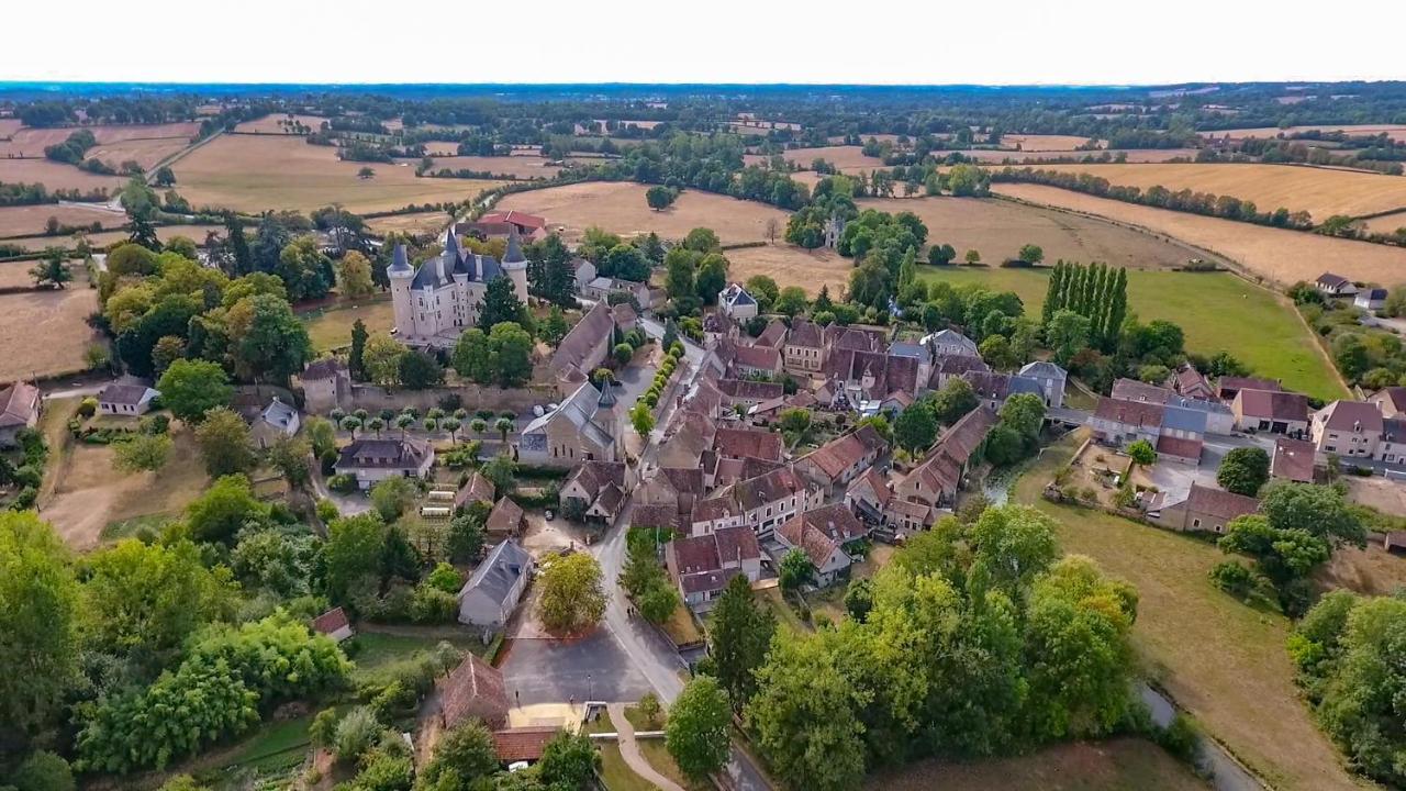 Chateau Saint-Chartier Bed & Breakfast Bagian luar foto